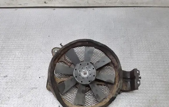 Nissan Terrano Electric radiator cooling fan