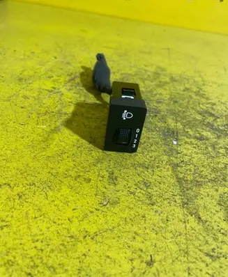 Chevrolet Spark Tailgate/trunk/boot open switch RZ1R2P4K1