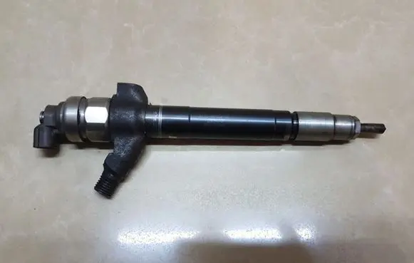 Ford Transit Fuel injector 6C1Q9K546AC