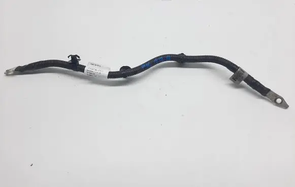 Hyundai Kona I Positive cable (battery) 