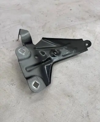 BMW X2 F39 Fender mounting bracket 7431005