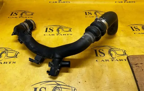 Ford Escape III Intercooler hose/pipe DS7A9F479CB CJ5G9U465BA F1F16C646AE