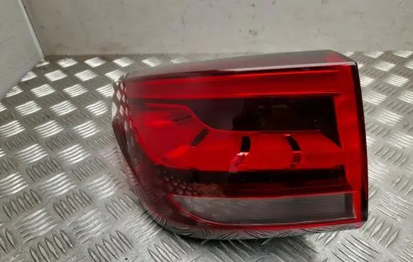MG ZS Rear/tail lights 10571681