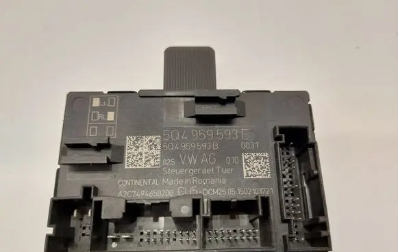 Volkswagen PASSAT B8 Door control unit/module 5Q4959593E