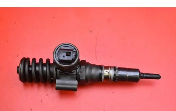 Fuel injector
