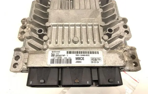 Ford Focus Engine control unit/module ECU 7M51-12A650-BCE