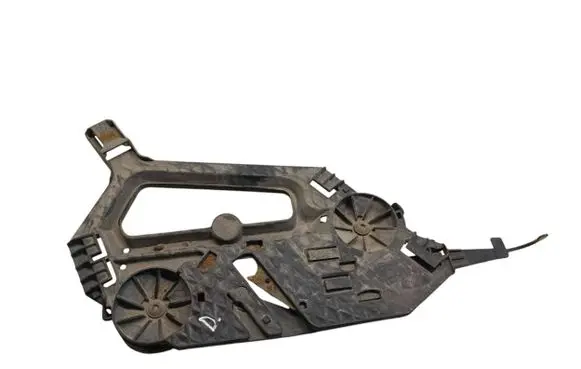 Skoda Octavia Mk2 (1Z) Headlight/headlamp mounting bracket