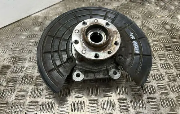 Maserati Ghibli Rear wheel hub 0670036904