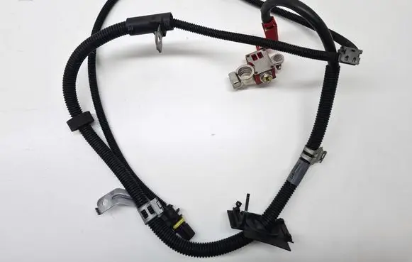 Mercedes-Benz E W212 Positive cable (battery) A2124405413