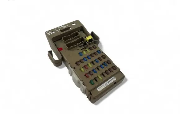 Subaru Outback Fuse module 82201AJ010
