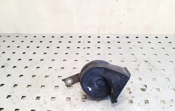 Nissan Qashqai Horn signal 0055306 E30055306 E355306