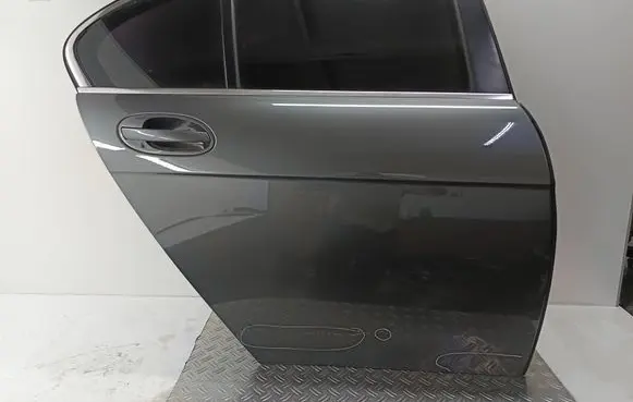BMW 7 E65 E66 Rear door