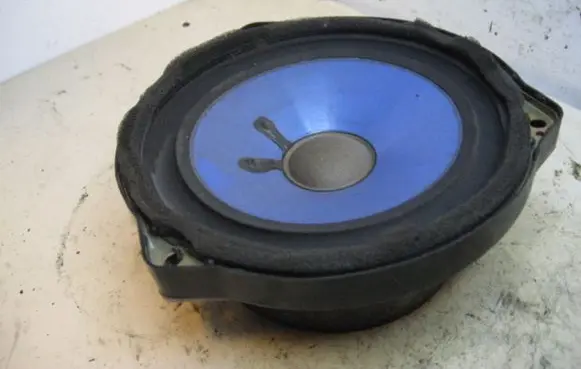 KIA Carnival Front door speaker KOMPLEKTAS2VNT