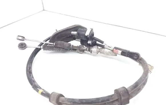 Toyota RAV 4 (XA30) Gear shift cable linkage