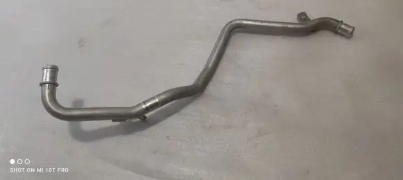 Air conditioning (A/C) pipe/hose