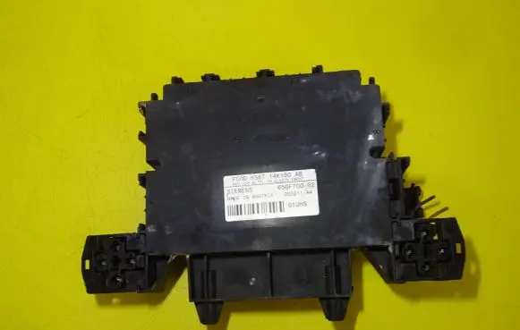 Ford Fiesta Central body control module YS6T14K150AB 65GF700-02