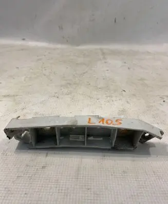 Ford Focus Front bumper mounting bracket BM5117D959