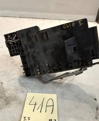 Renault Clio II Fuse box set 7700411318C