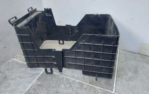 Volkswagen Golf V Battery box tray 1K0915336B