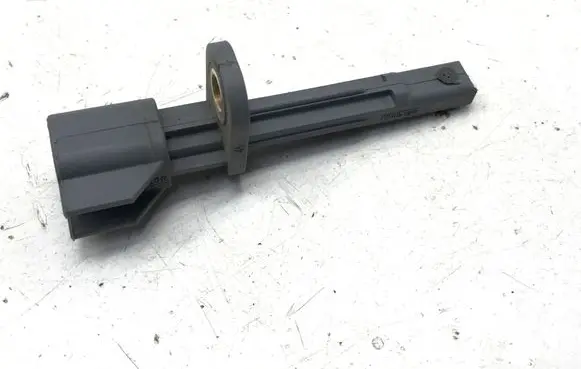 Volvo XC40 ABS brake wheel speed sensor 32279594