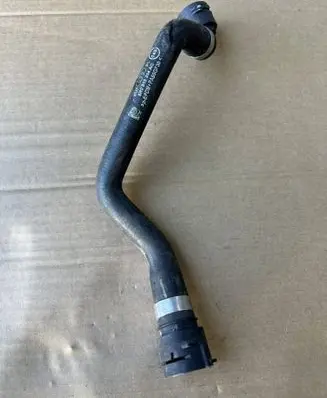 Audi Q5 SQ5 Engine coolant pipe/hose 8R0819334AC