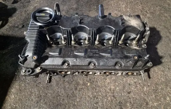 Mazda 6 Engine head R2AA10220
