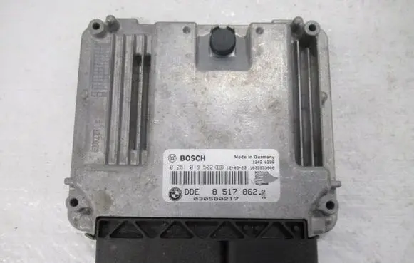 BMW 3 F30 F35 F31 Engine control unit/module 0281018502