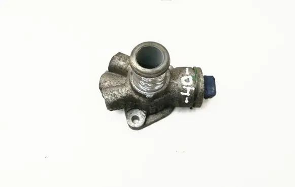 Audi A4 S4 B5 8D Engine coolant pipe/hose 028121145E