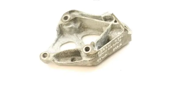 BMW 4 F32 F33 Engine mounting bracket 6859415 18574710
