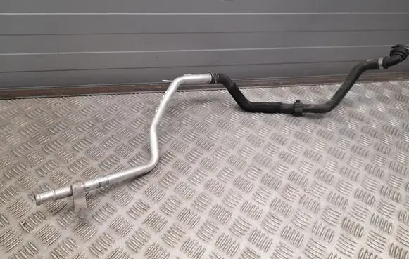 Audi Q5 SQ5 Engine coolant pipe/hose 8R0819377D 8R0819332F