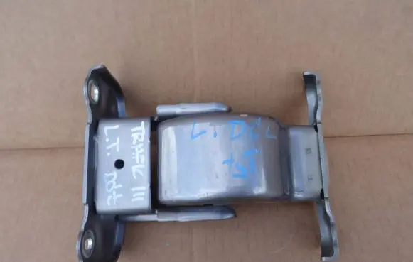 Renault Trafic III (X82) Rear door lower hinge 904108626R 93458937