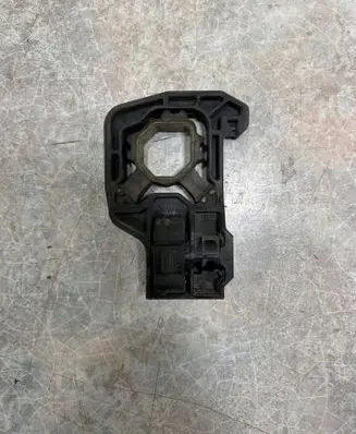 BMW 5 F10 F11 Radiator mount bracket 7575248
