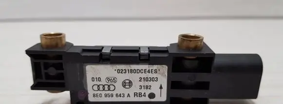 Audi A4 S4 B6 8E 8H Airbag deployment crash/impact sensor 8E0959643A 210303 023180DCE4ES