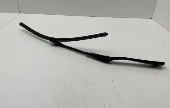 BMW 3 E90 E91 Windshield/front glass wiper blade 