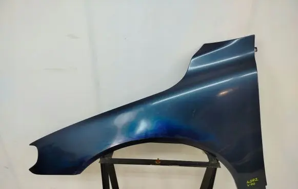 Volvo V70 Fender