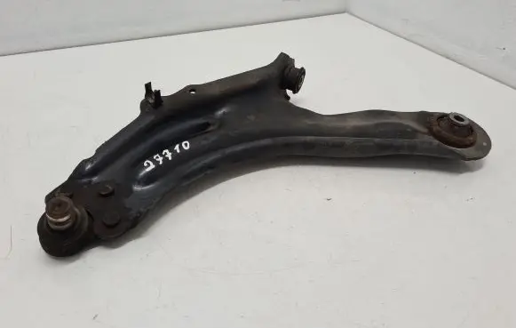 Renault Kangoo II Front lower control arm/wishbone
