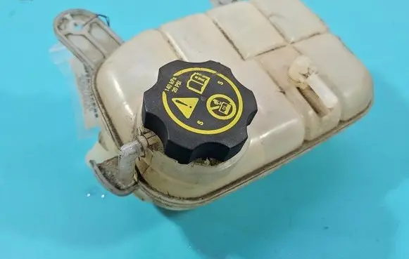 Opel Mokka Coolant expansion tank/reservoir 424227779 IMPRK1476804