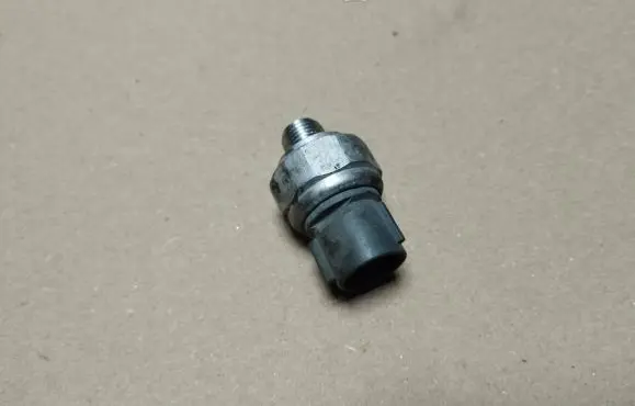 Air conditioning (A/C) pressure sensor