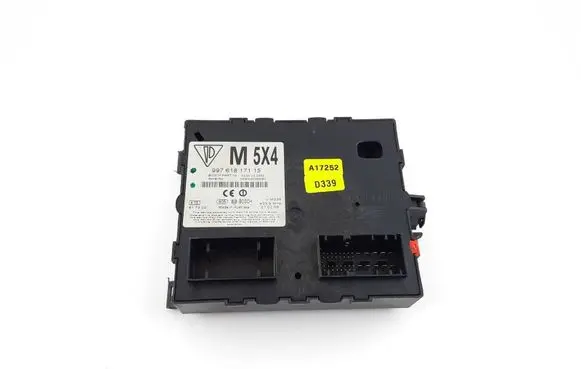 Porsche 911 997 Comfort/convenience module 99761817115 F005V00883