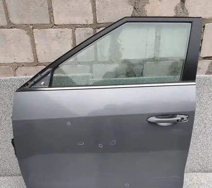 SsangYong Tivoli Front door 6201135001