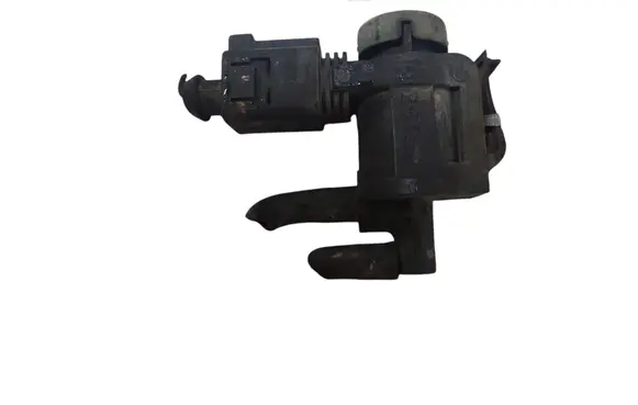 Volkswagen Touran I Vacuum valve 1K0906283A