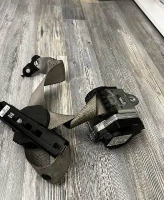 Mercedes-Benz GL X164 Front seatbelt G2147C060303 603372600