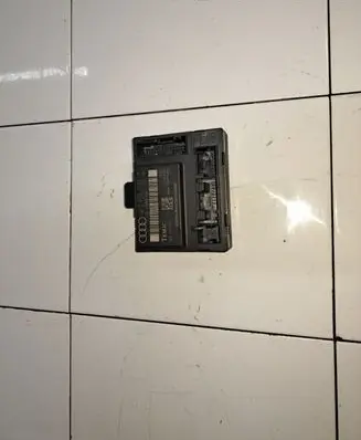 Audi A6 S6 C6 4F Door control unit/module 4F0959793C 4F0910793C