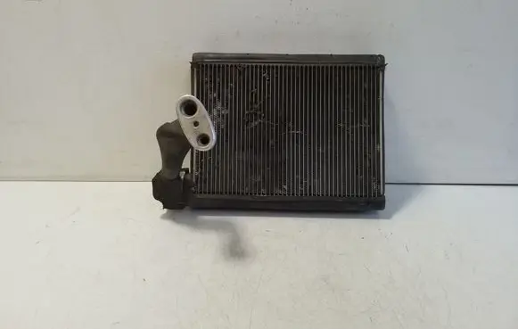 Air conditioning (A/C) radiator (interior)