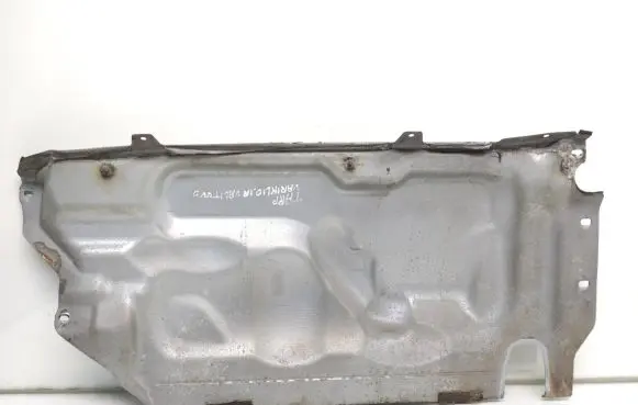 Volvo XC70 Heat shield in engine bay 31201052 6G9N10B738AG