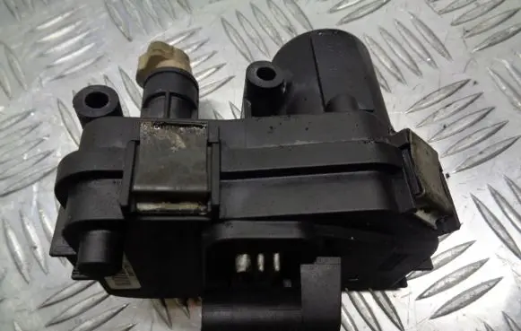 Opel Insignia A Intake manifold valve actuator/motor 