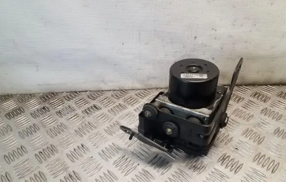Jeep Grand Cherokee (WK) ABS Pump 00404087C100