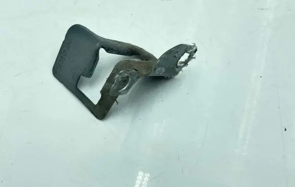 BMW 4 F32 F33 Fender mounting bracket 7293817