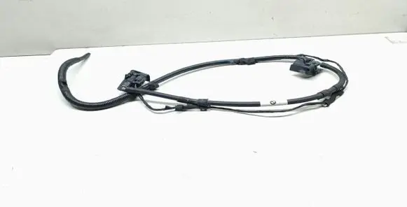 Windshield washer spray nozzle