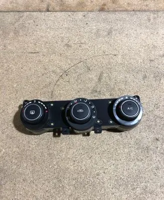 KIA Ceed Climate control unit 972501H200EQ A0323